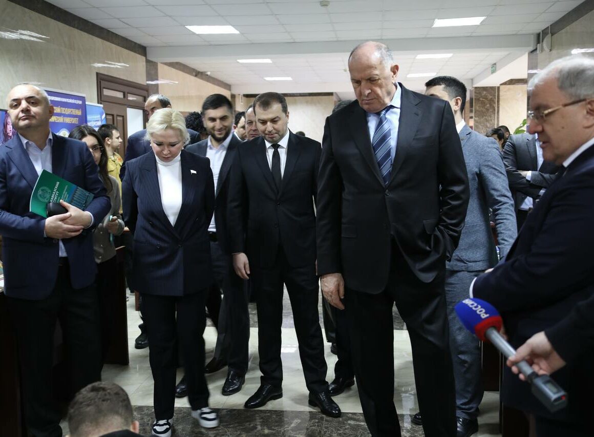 В Дагестане развивается волонтерское движение медиков