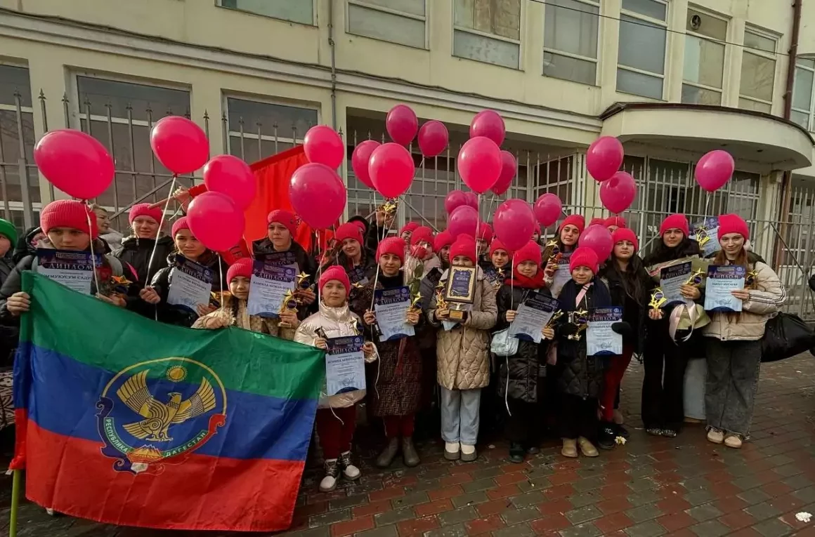 Танцевальный коллектив из Махачкалы одержал победу в Москве