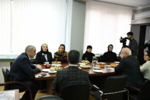 Абдуразак Джамалутдинов встретился с матерями и женами Героев России