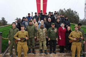 В Хасавюрте почтили память героев Сталинградской битвы