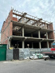 В Махачкале снесут самовольную постройку