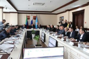 Абдулмуслим Абдулмуслимов подводит итоги работы РСЧС в Дагестане