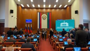 В зале заседания НСРД проходит ежегодный отчет Абдулмуслима Абдулмуслимова