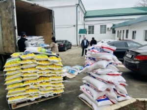 В Новолакском районе семьям участников СВО оказывают благотворительную помощь