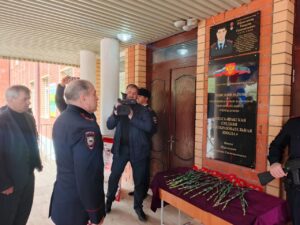 Школе в Ашага-Яраке присвоено имя Героя