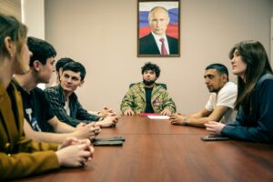 Участник СВО рассказал студентам о целях спецоперации