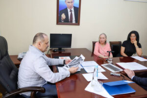 Сергей Меликов рассмотрел обращения граждан