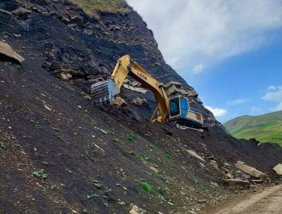 В Гунибском районе началась реконструкция дороги к селу Мегеб