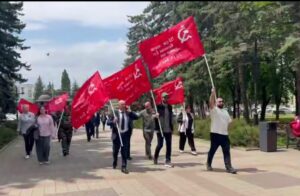 Дагестанская делегация развернула Знамя Победы в Пятигорске