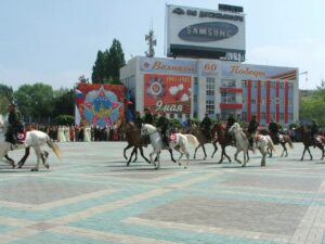 Дагестан готовится к 80-летию Великой Победы вспоминая прошлые парады