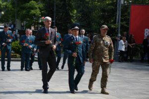 Налоговики Дагестана присоединились к Всероссийской акции «Венок Победы»