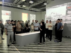 С «Хрониками Великой Победы» ознакомились сотрудники минприроды РД
