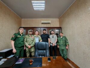 В редакции газеты «Ватан» прошла встреча с Ренатом Ханмагомедовым