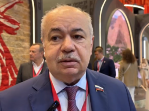 Стенд Дагестана на ПМЭФ-2025 привлекает инвесторов и партнеров