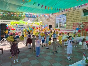 В Дербенте отметили День защиты детей в социально-реабилитационном центре