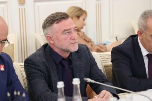 Сергей Меликов потребовал от муниципалитетов улучшить работу с обращениями граждан