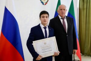 Талантливый выпускник из Дагестана планирует развивать математическое образование в республике
