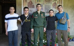 Со срочной военной службы вернулись демобилизованные из Казбековского района