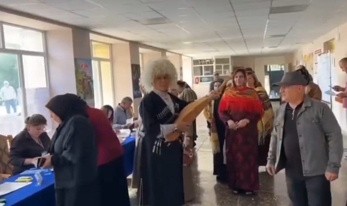 В Дагестане выборы проходят ярко, объединяя гражданский долг и культурные традиции