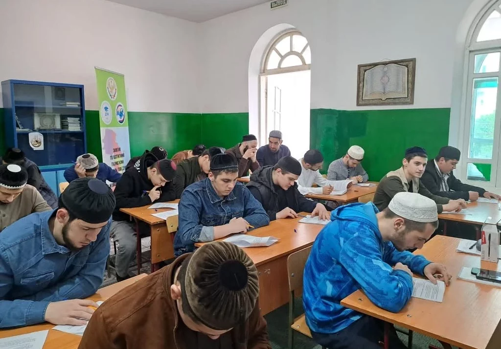В Дербенте продолжается реализация проекта «Россия-Дербент-Ислам-1400»
