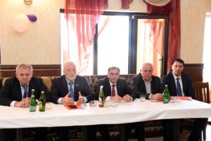Экспертный совет парламента Дагестана обсудил с жителями Кутиша реформу местной системы власти