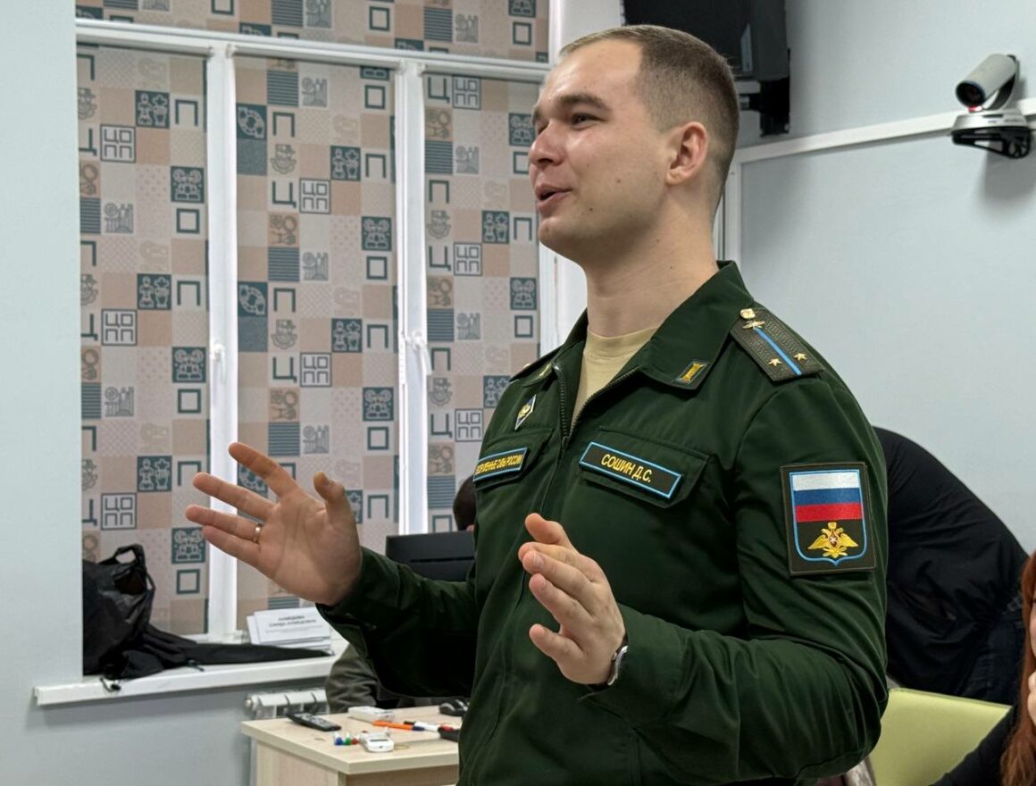 Военная академия Жукова провела профориентацию в Махачкале