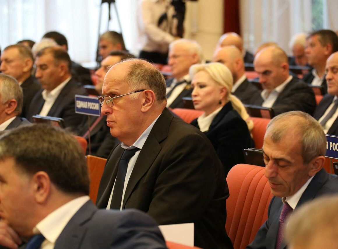 Парламент Дагестана принял проект бюджета на 2026 год в первом чтении