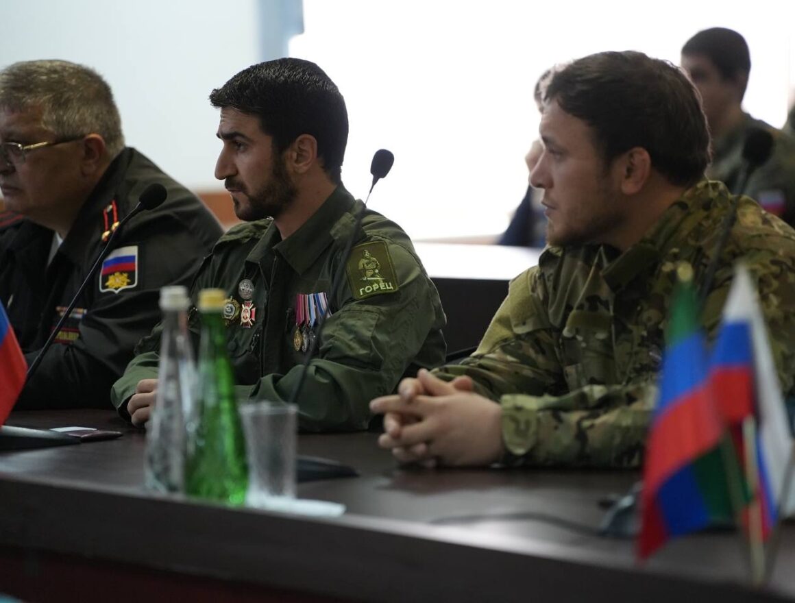 В ДГТУ прошел молодежный форум о вкладе участников в защиту Родины