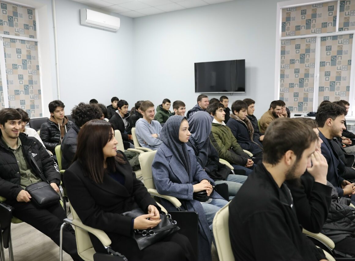 Студентов колледжа пригласили служить в войсках беспилотных систем