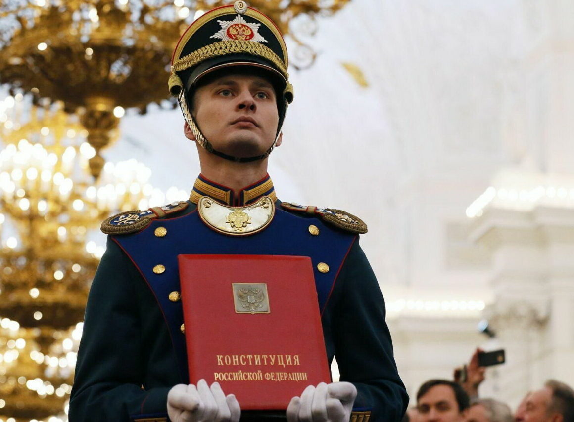 Конституция как «живой организм»: «Дагестанская правда» о многовековой мудрости Основного закона