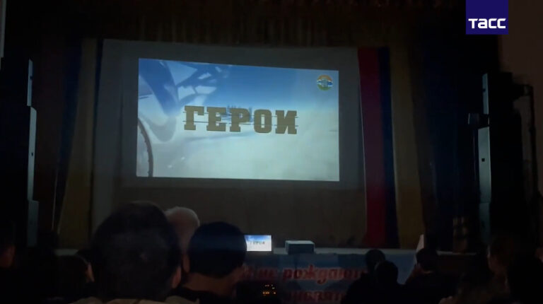 В Дагестанских Огнях представили фильм о мужестве участников СВО