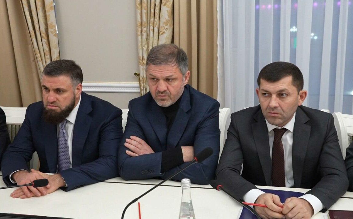 Мэр Махачкалы Джамбулат Салавов провёл личный приём граждан