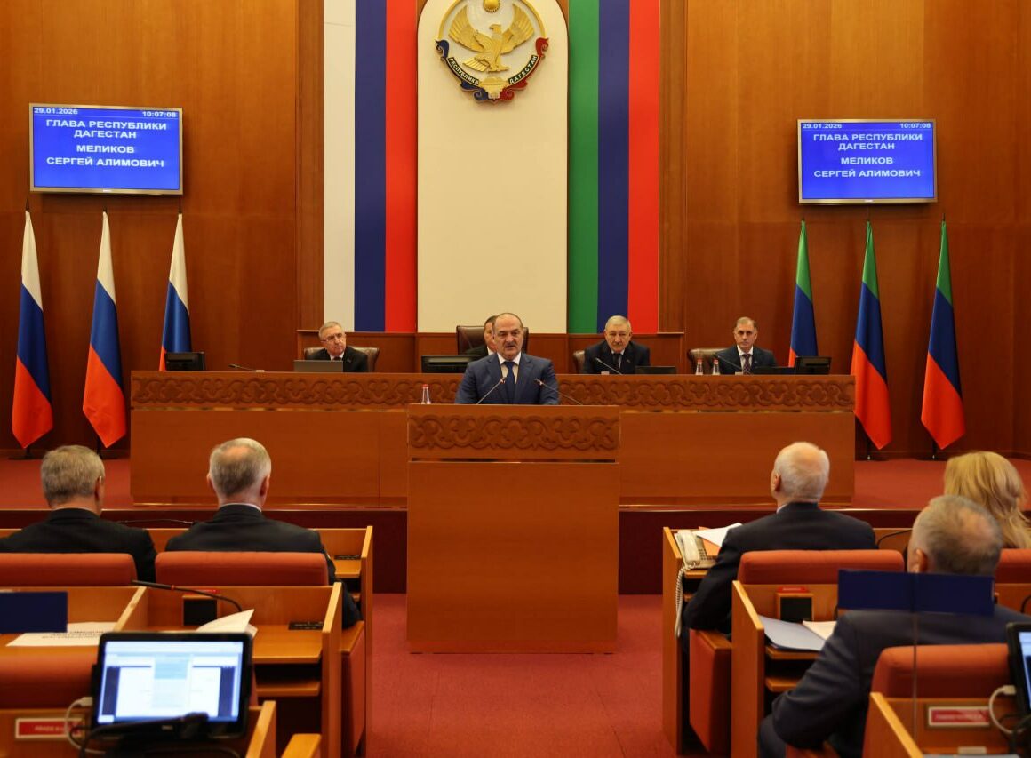 Меликов официально дал старт Году единства народов России