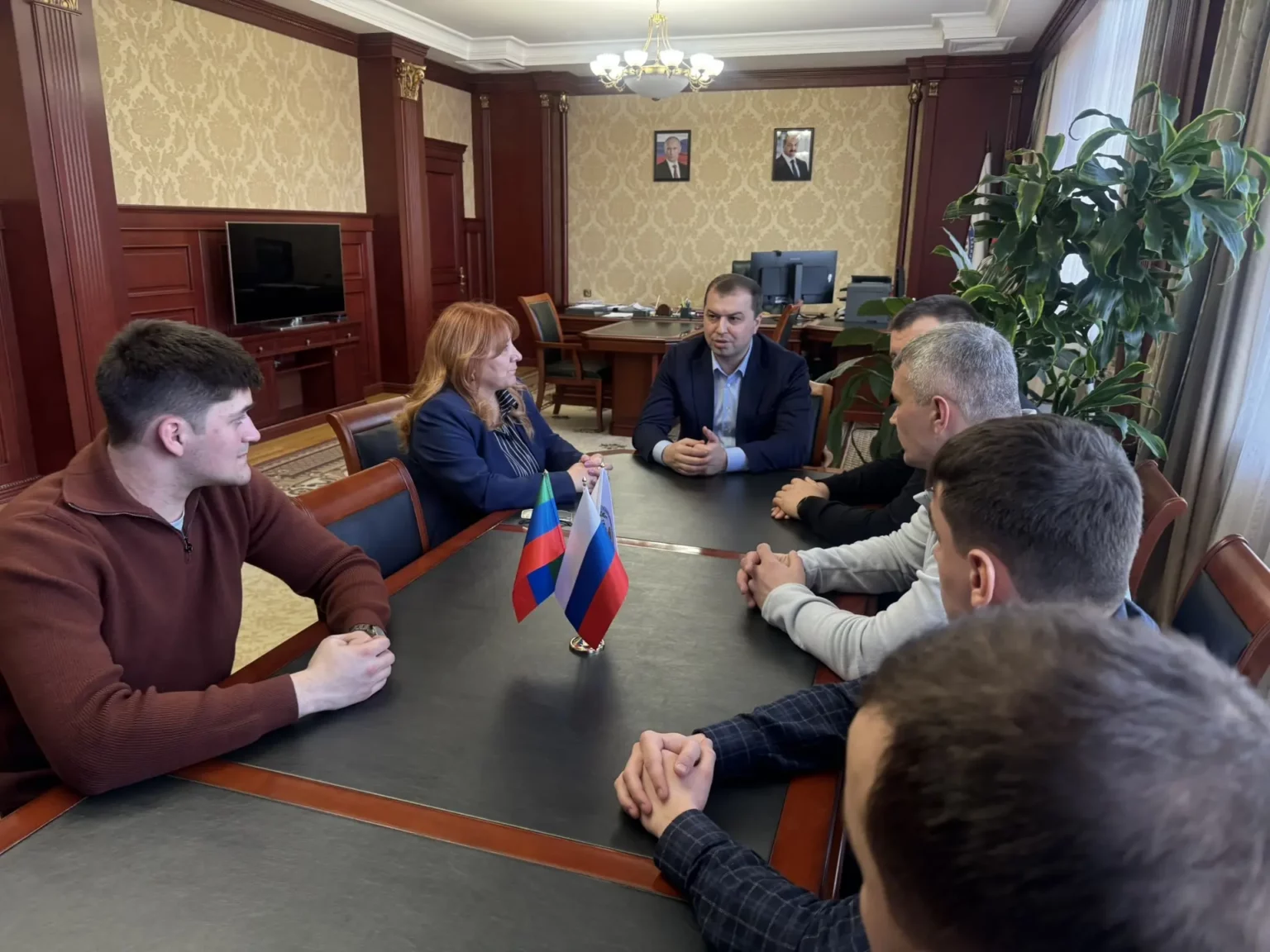 Студенты ДГТУ будут обслуживать "Суперджет" и получать 80 тыс. рублей