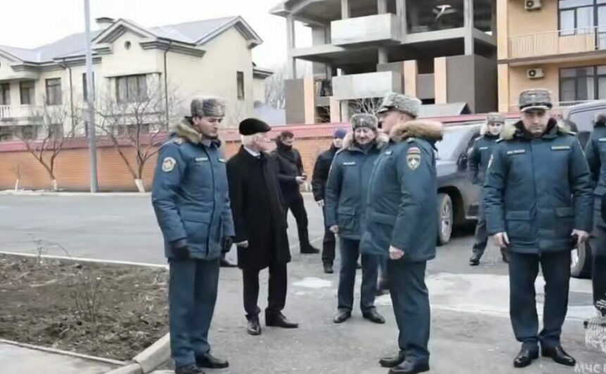Глава МЧС России наградил героев-спасателей из Дагестана