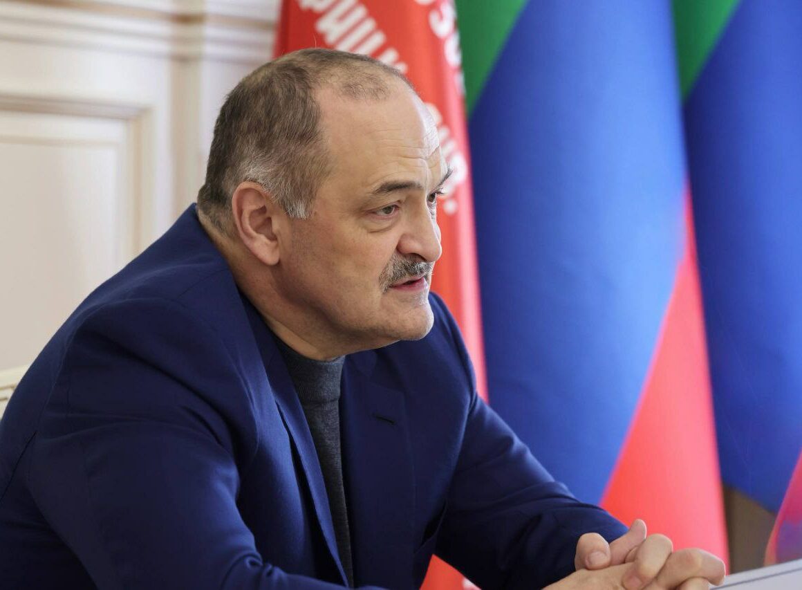 Меликов  потребовал разобраться с нелегальным детсадом после отравления детей угарным газом