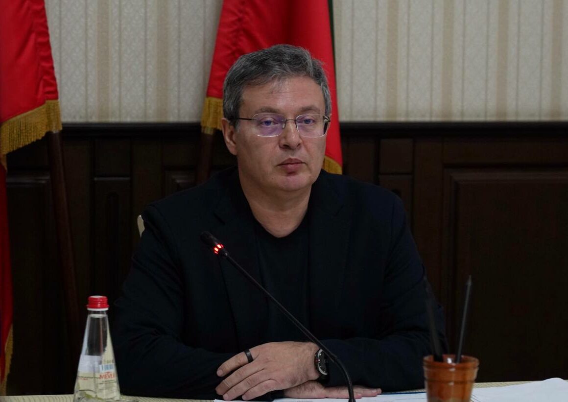 В Дербенте прошло совещание по обеспечению ресурсами микрорайонов «Южный» и «Аваин»