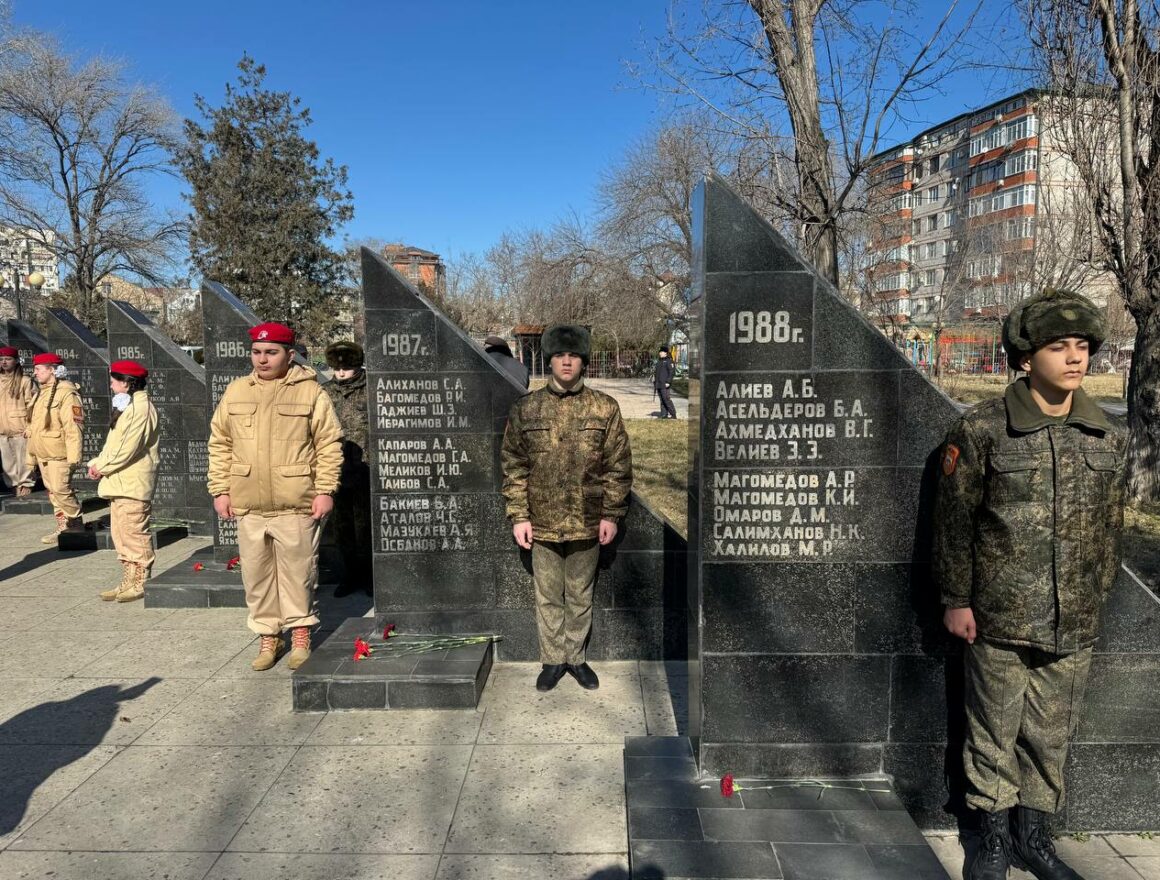 В Махачкале почтили память воинов в 37-ю годовщину вывода войск из Афганистана