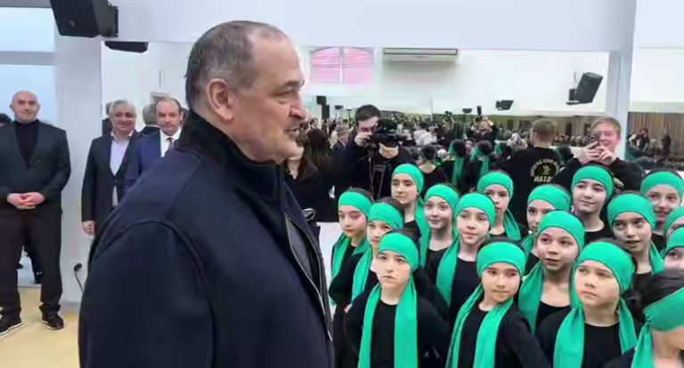 Меликов оценил обновленное здание ансамбля «Ватан» и назвал коллектив «олицетворением единства Дагестана»