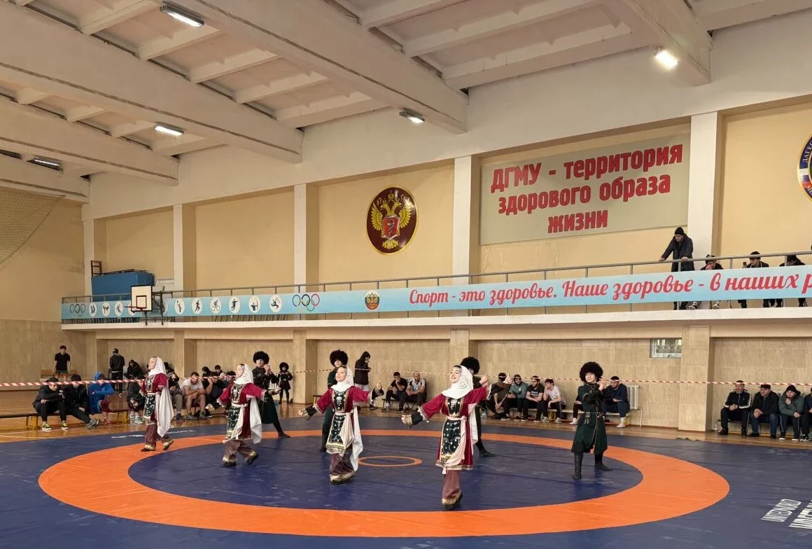 В ДГМУ прошёл турнир по вольной борьбе в память о бойцах СВО