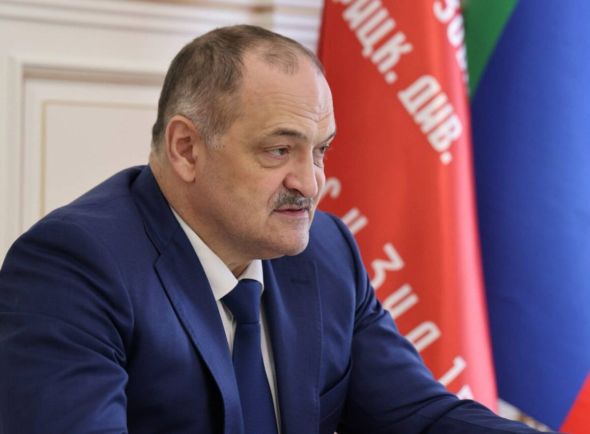 Меликов призвал видеть «болевые точки» дагестанцев в борьбе с коррупцией