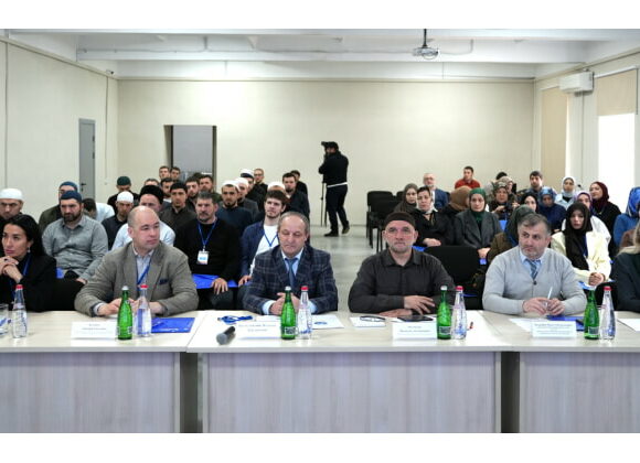 В Махачкале обсудили влияние глобализации на идентичность