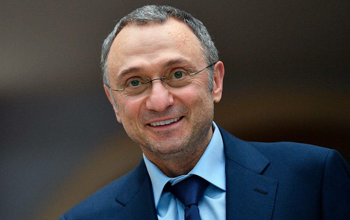 Руководство Дагестана поздравило Сулеймана Керимова с юбилеем