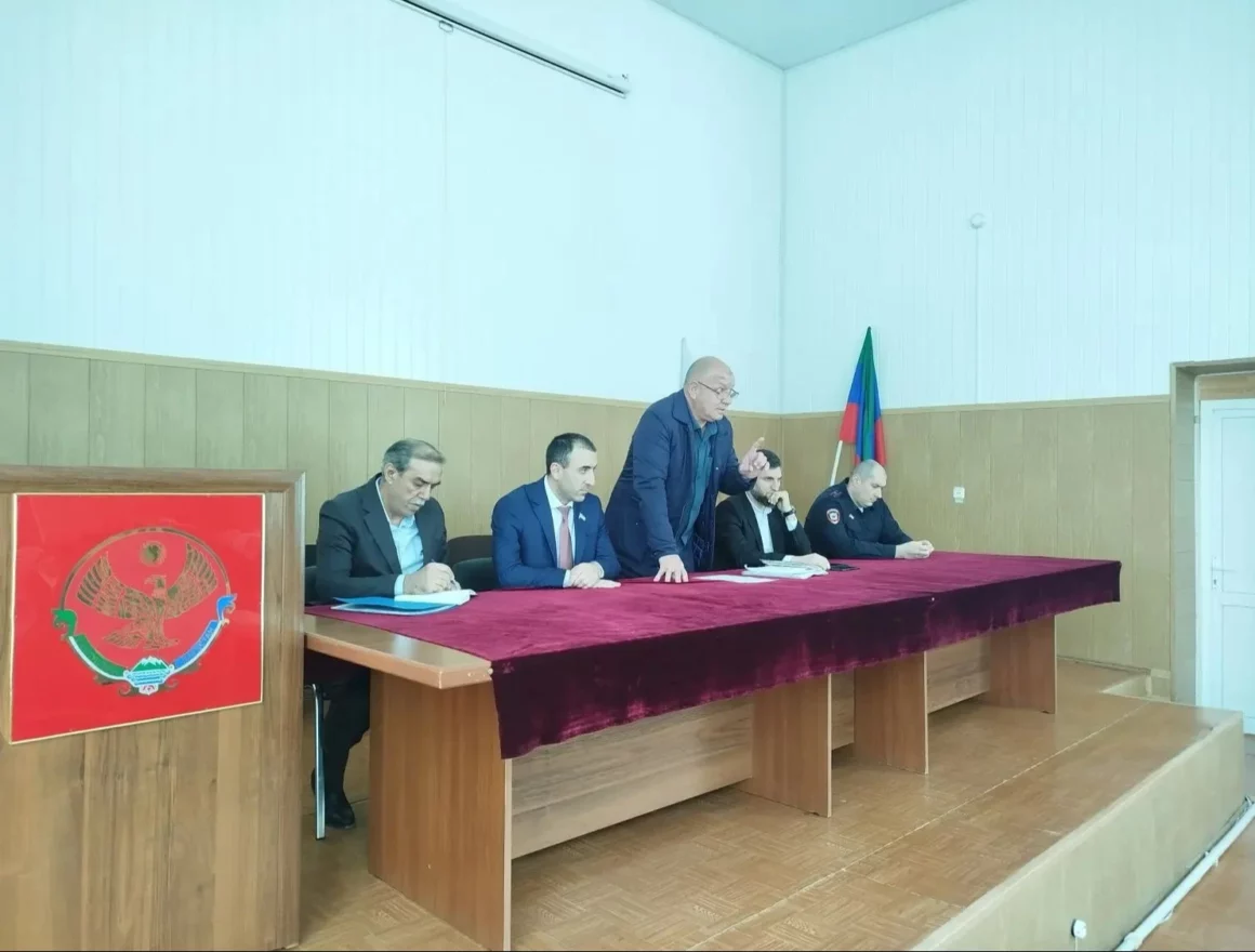 В Курахском районе усиливают агитацию за контрактную службу