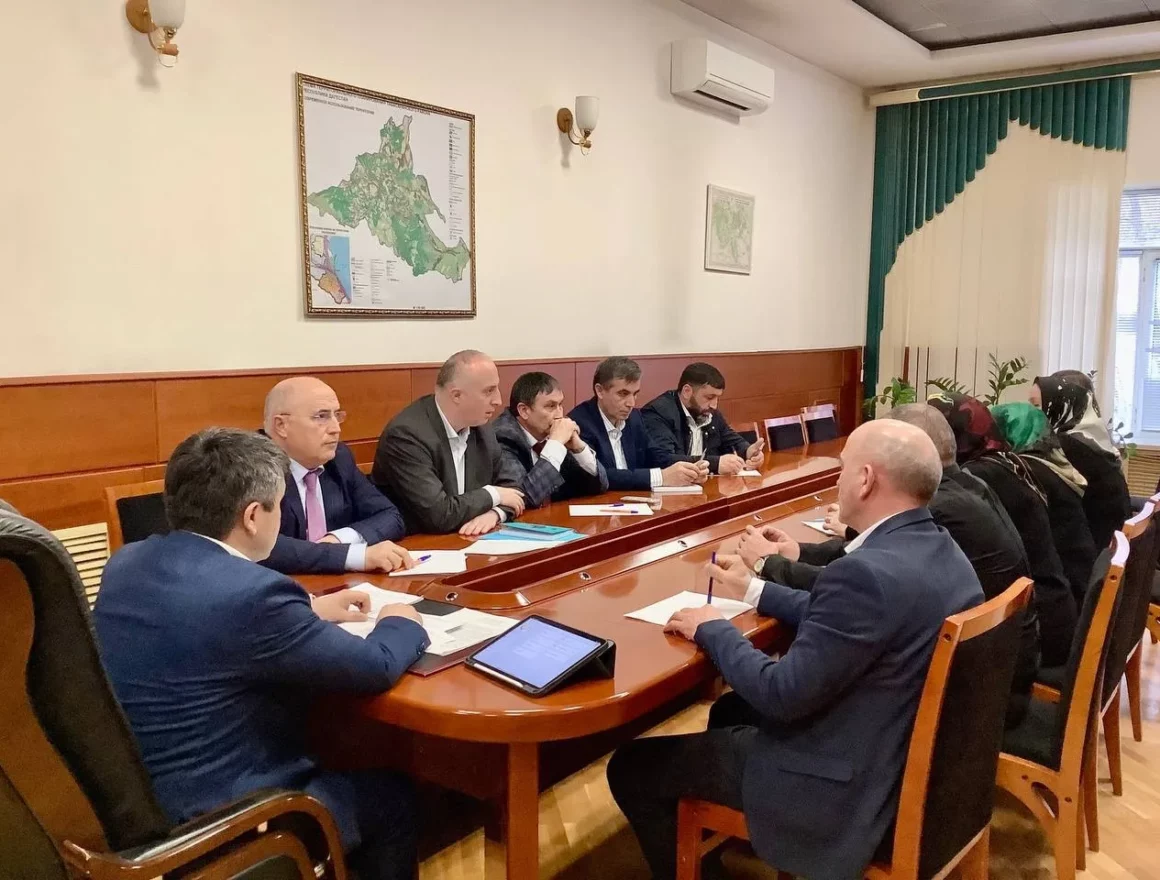 В пяти школах Табасаранского района заложат агро-ботанические сады