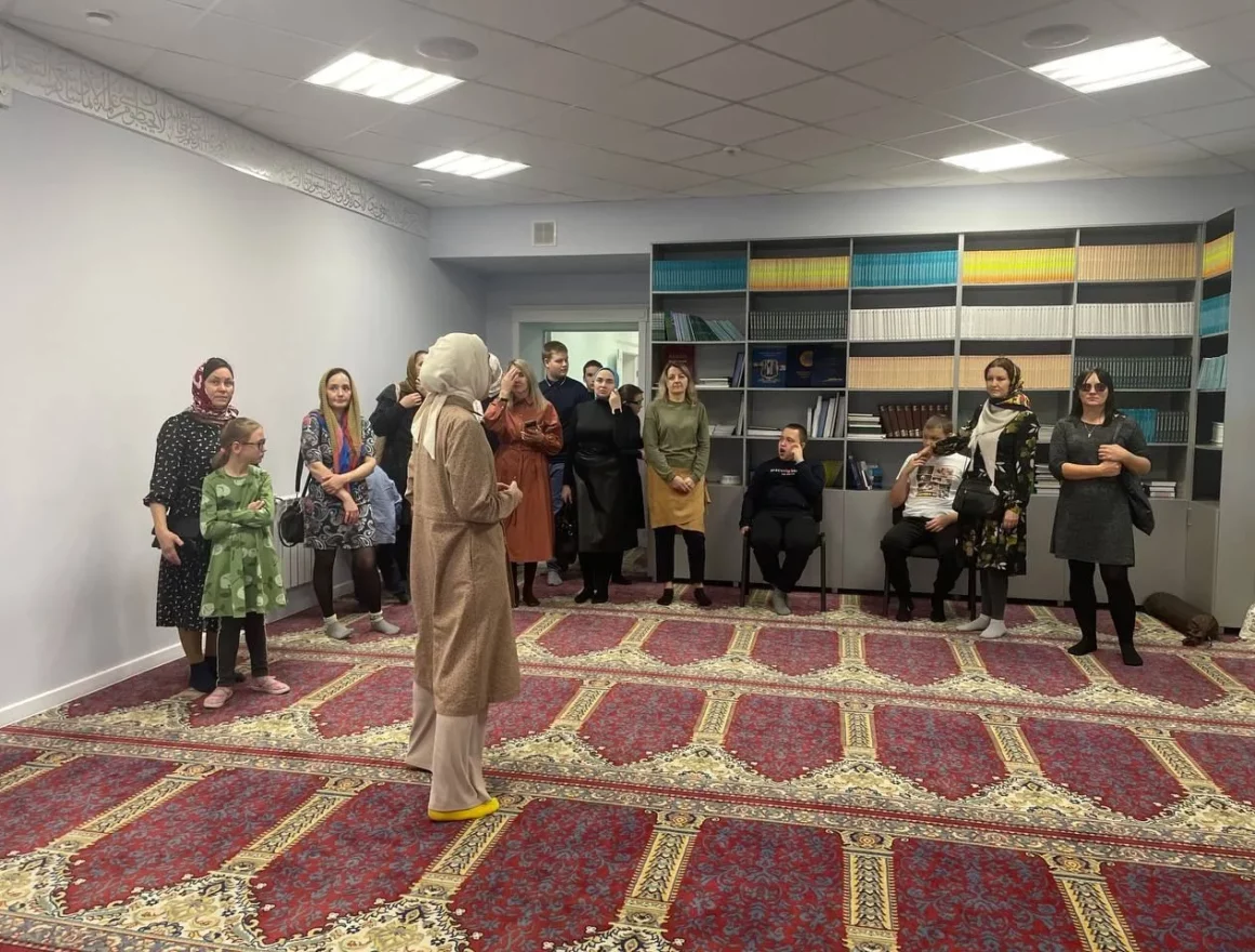 В Центре «Ихсан» прошла встреча родителей особенных детей с экспертами ДГПУ