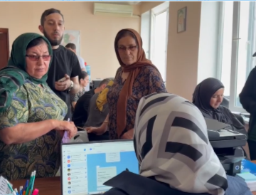 В Мамедкале начал работу пункт приёма заявлений на единовременную денежную выплату