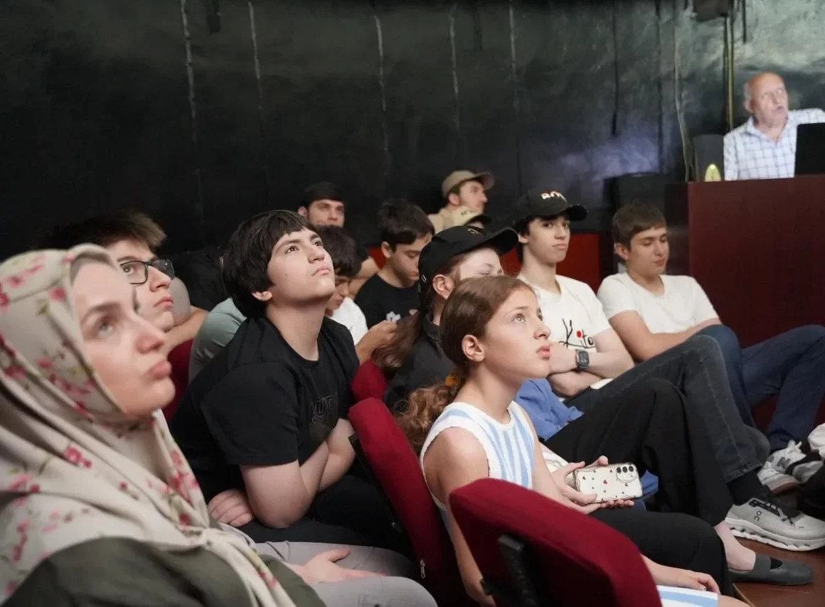 В ДГУ запустили образовательный проект «Каспий–Орбита» со школьниками